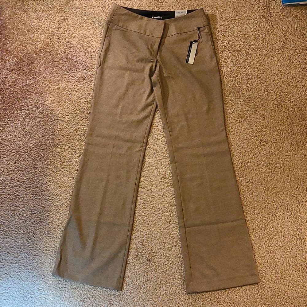 Express Editor light brown pants size 6 long NWT!